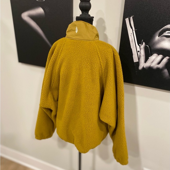 Free People Hit The Slopes Fleece Jacket - Picture 5 of 13